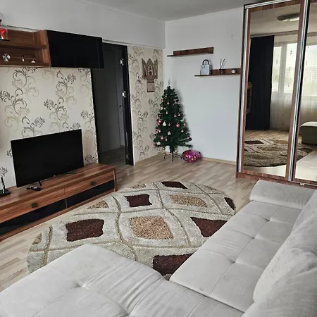 Street Cantemir Apartment